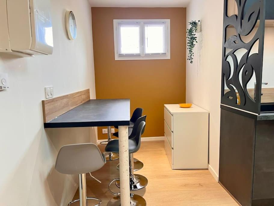 Maison La Feuilleraie N3-Standingmaison-Wifi-Proche Centre Ville-Property Rental Nm Fontenay-le-Comte Bagian luar foto